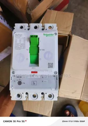 400amp 3pole New Model Schneider McCb
