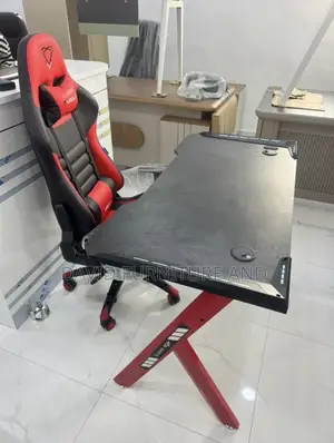 Non Adjusted Gaming Table and Chair