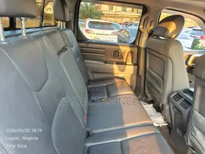 Honda Ridgeline RT 4x4 Crew Cab 122 in. WB 2007 Gray