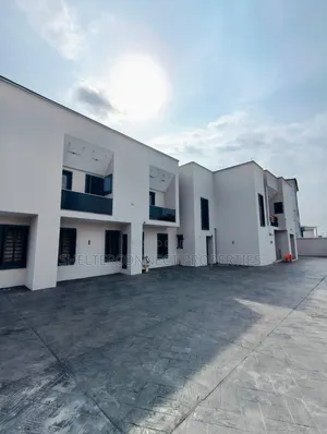 3bdrm Duplex in Ogba GRA for sale