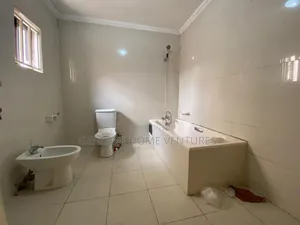 Furnished 2bdrm Apartment in Ikate for rent
