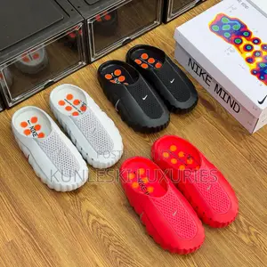 Original Nike Mind 001 Mules