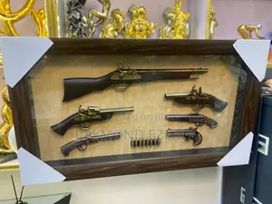 Luxury Vintage Antique Flintlock Gun Wall Art Frame – Classic Decor