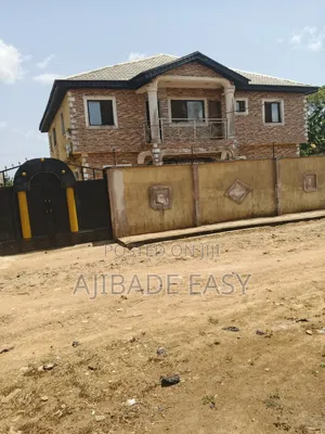 6bdrm Block of Flats in Ayobo for sale