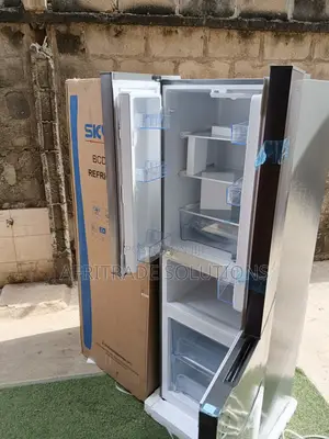 Skyrun 330hc Family-Friendly Refrigerator