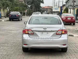Toyota Corolla 2012 Silver