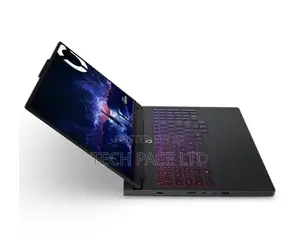 New Laptop Lenovo Legion Pro 7 32GB Intel Core Ultra 9 SSD 1T