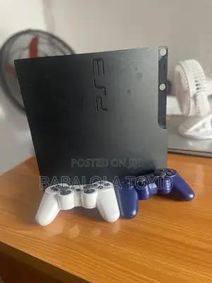Ps3 Slim Uk Used and Controllers