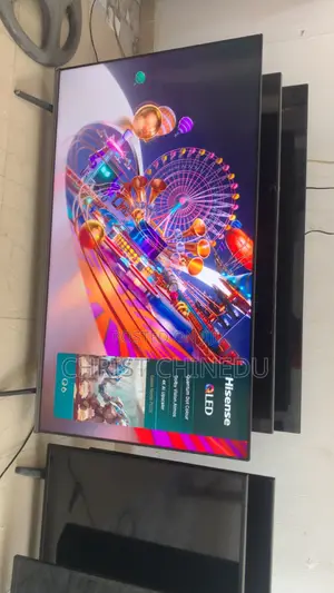 Qled Hisense 50inches Frameless Smart Slim