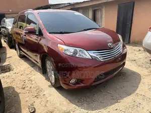 Toyota Sienna Limited 7-Passenger 4dr Minivan AWD (3.5L 6cyl 6A) 2014