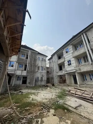 2bdrm Apartment in Ada George New Road, Obio-Akpor for sale