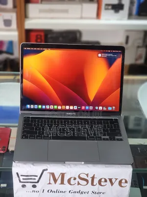 Laptop Apple MacBook Pro 2022 M2 8GB Apple M2 SSD 256GB