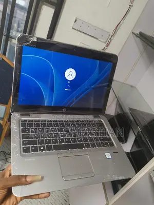 New Laptop HP EliteBook 820 G3 8GB Intel Core i7 SSD 128GB