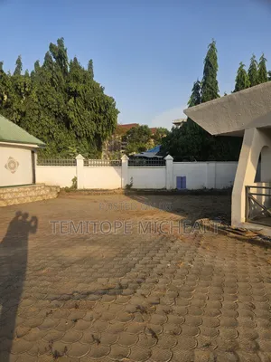 12bdrm Duplex in Main Asokoro for rent