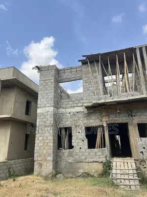 4bdrm Duplex in Apo Nepa for sale