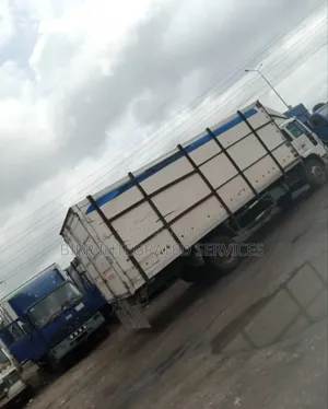 Cargo Truck for Goods Delivery Within Lagos and Interstate