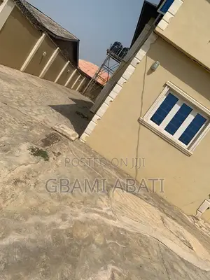 3bdrm Apartment in Abeokuta North for rent