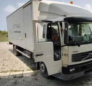 Cargo Bus, Truck Hire for Interstate Goods Delivery