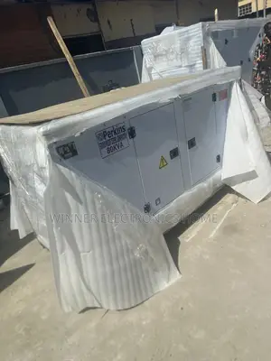 80kva Perkins England Soundproof Diesel Generator