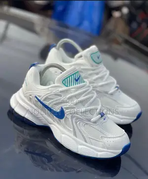 Nike Skate Trendy Sneakers