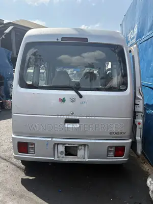 Suzuki Every 2012 Silver