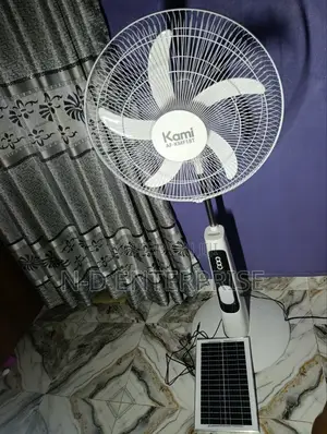 Rechargeable Standing Fan 18 Inches