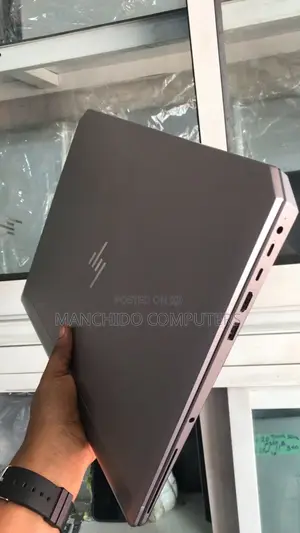 Laptop HP ZBook 15u G5 16GB Intel Core i7 SSD 512GB