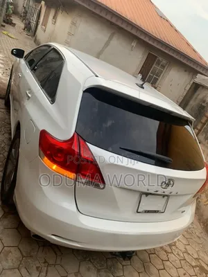 Toyota Venza XLE 2011 Black