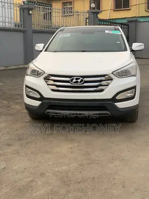Hyundai Santa Fe Limited 4dr SUV AWD (3.3L 6cyl 6A) 2015 White