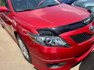 Toyota Camry SE 4dr Sedan (2.5L 4cyl 6AM) 2010 Red