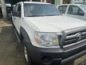 Toyota Tacoma Double Cab V6 Automatic 2011 White