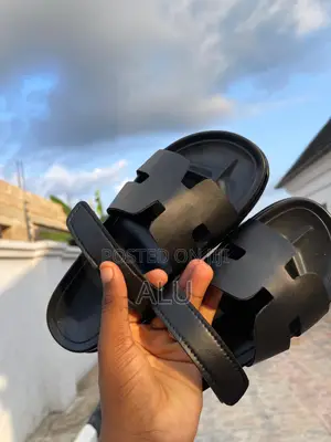 Hermes Design Unisex Slippers