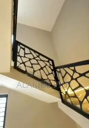 5bdrm Duplex in Estate, Guzape District for rent