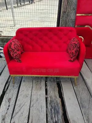 Red Couch (2 Sitter) + Throw Pillows