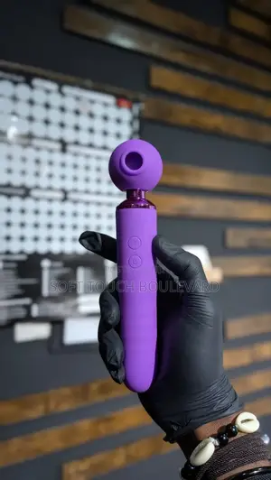 Wand With Sucker – Rechargeable Clitoral Massager