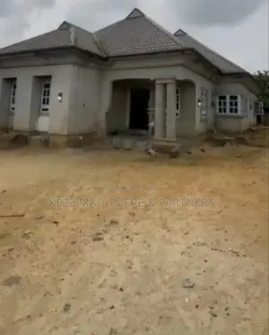 4bdrm Bungalow in Rumuekini Port, Obio-Akpor for sale