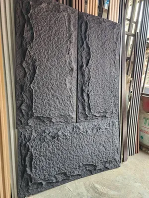 Pu Rock Stone