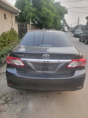 Toyota Corolla 2012 Gray