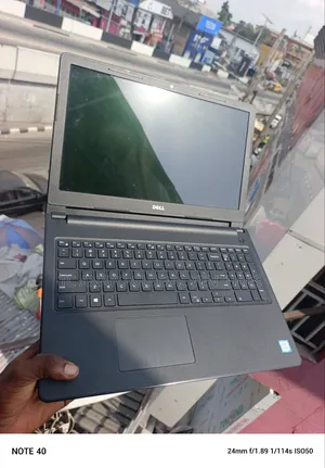 Laptop Dell Inspiron 15 3567 8GB Intel Core i3 SSD 128GB