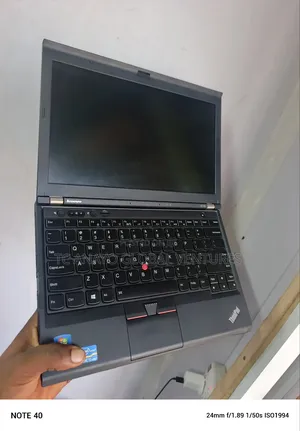 Laptop Lenovo ThinkPad X230 8GB Intel Core i5 HDD 320GB