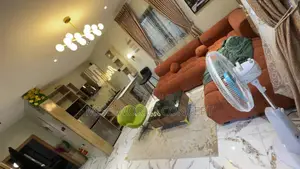 One Bedroom And Parlor Fully Serviced Shortlet Apartment.