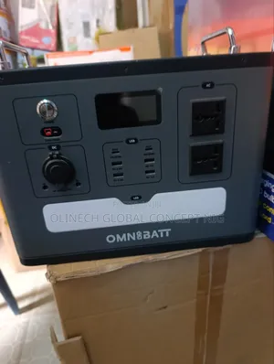 2400 W Ominibatt All in One Solar Power Generator