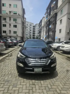 Hyundai Santa Fe 2014 Black