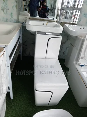 England Luxury Modern Water Closet