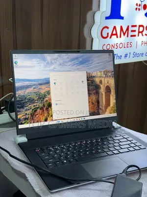 Laptop Alienware X16 r1 16GB Intel Core i7 SSD 1T
