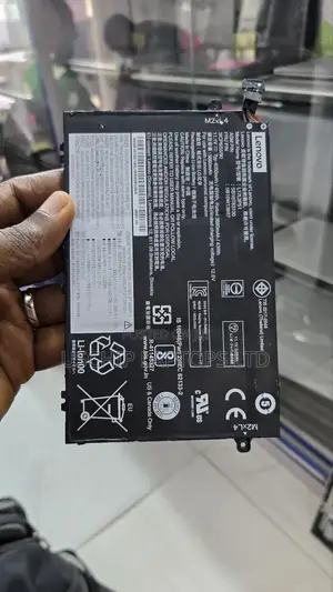 Lenovo Battery E590 L17l3p51