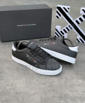 Tommy Hilfiger
