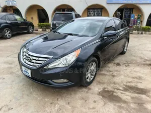 Hyundai Sonata Limited 2.0T Sedan (2.0L 4cyl 6A) 2011 Blue
