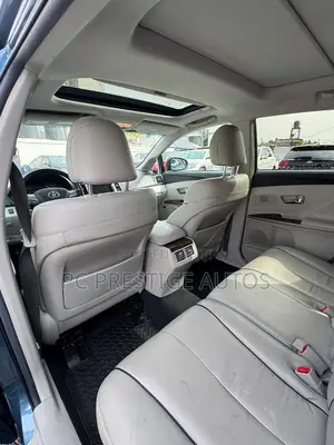 Toyota Venza V6 AWD 2012 Blue