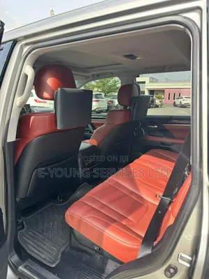 Lexus LX 570 AWD 2018 Gray